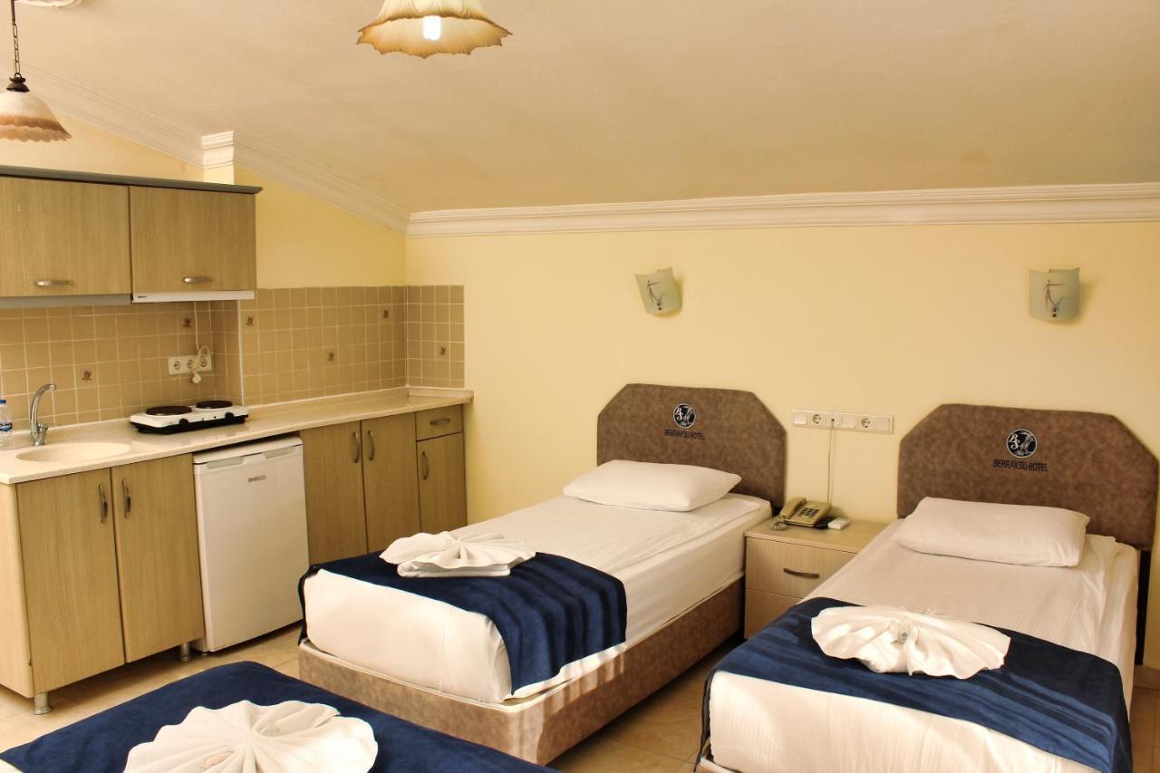 Berrak Su Hotel Antalya Luaran gambar