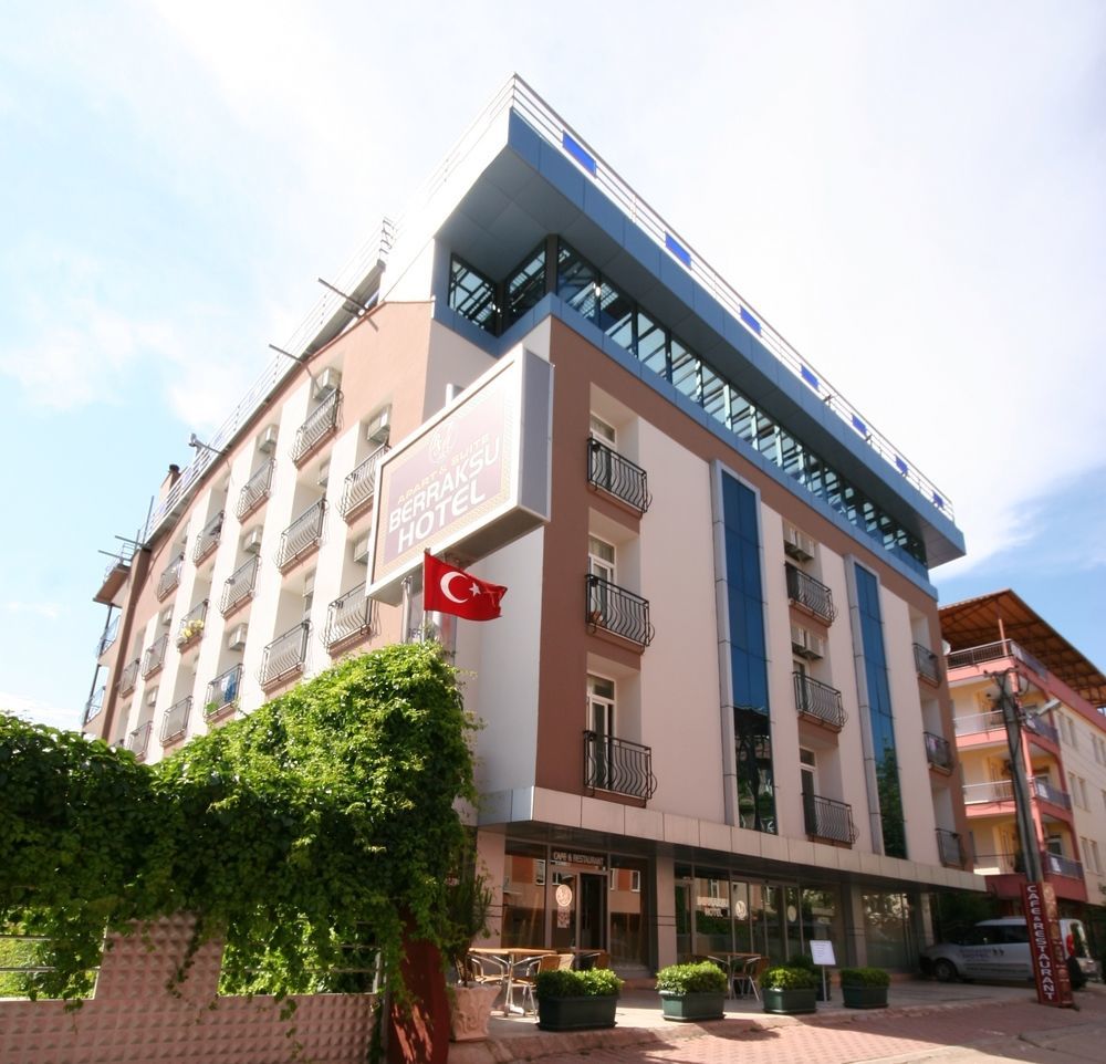 Berrak Su Hotel Antalya Luaran gambar