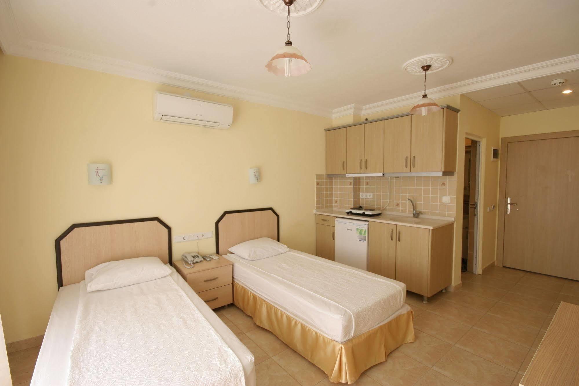 Berrak Su Hotel Antalya Luaran gambar
